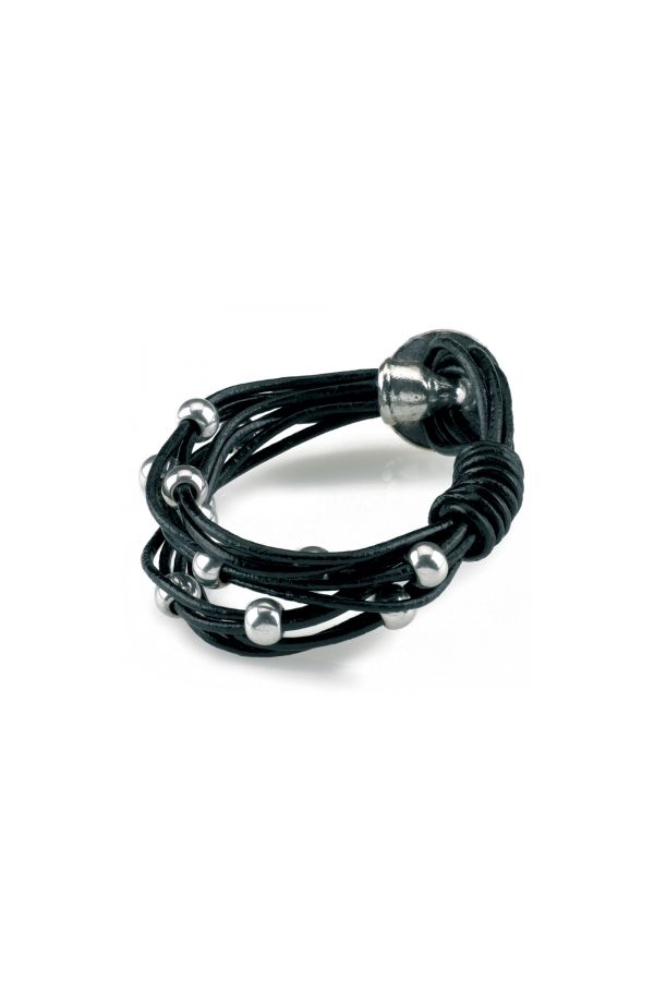 womens bracelet beads black.