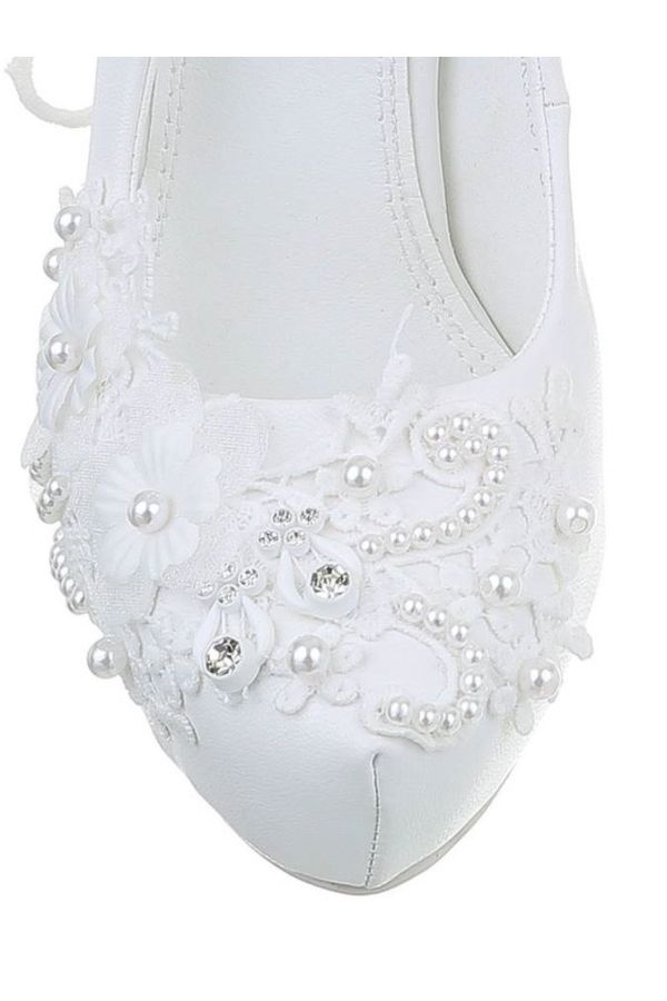 pumps bridal decoration lace pearls white.