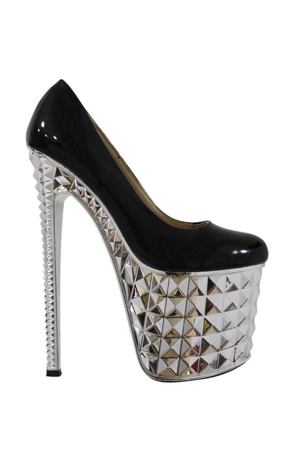 high heel patent pumps decorated with silver crystallized platform and heel black