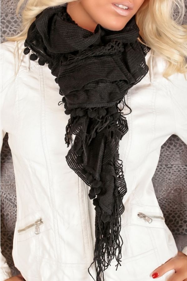 scarf black.