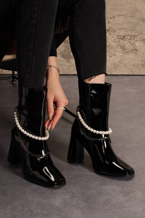 ankle boots thick heel pearls patent black.