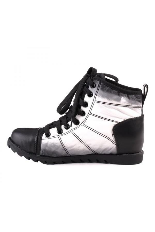 sneaker shoe ankle boot with cords and tractored sole black white