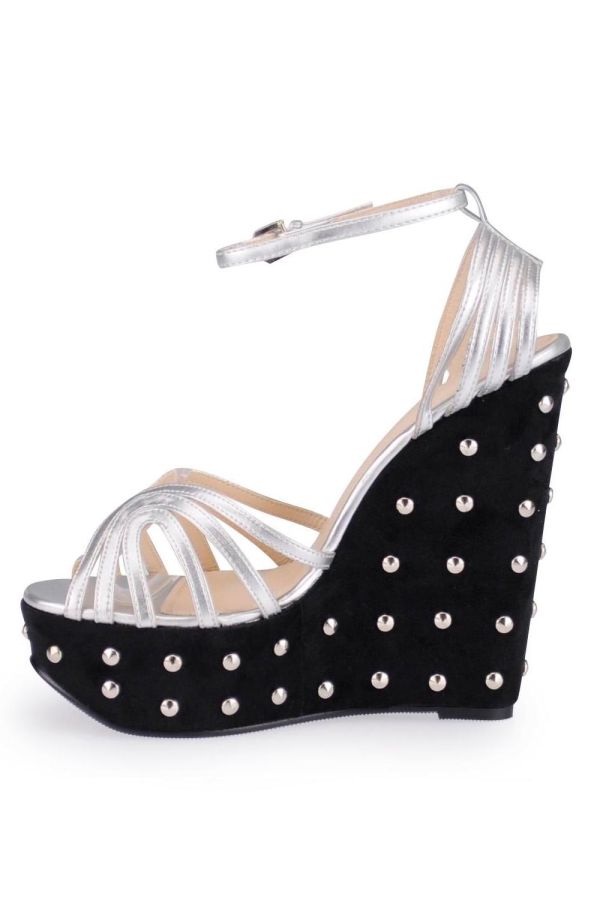 formal_platform_sandal_decorated_with_gold_spikes_black_silver