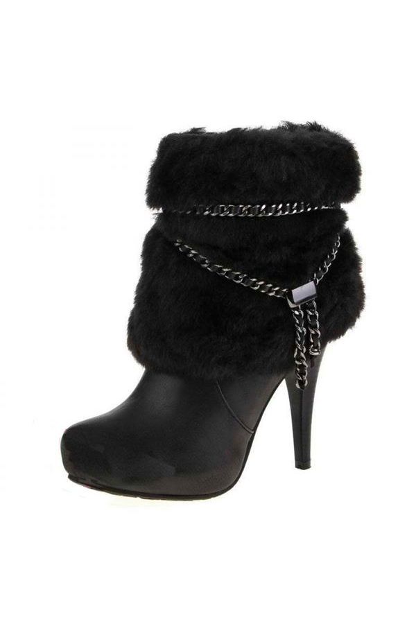 woman ankle boot decorated with fur and metallic silver chain black