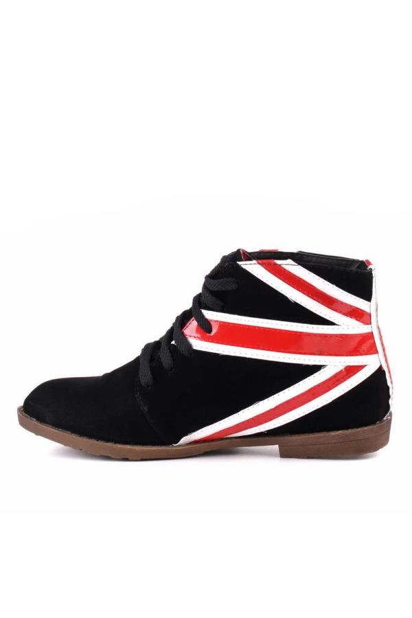 ankle boot with cords decorated with patent white colour flag design black